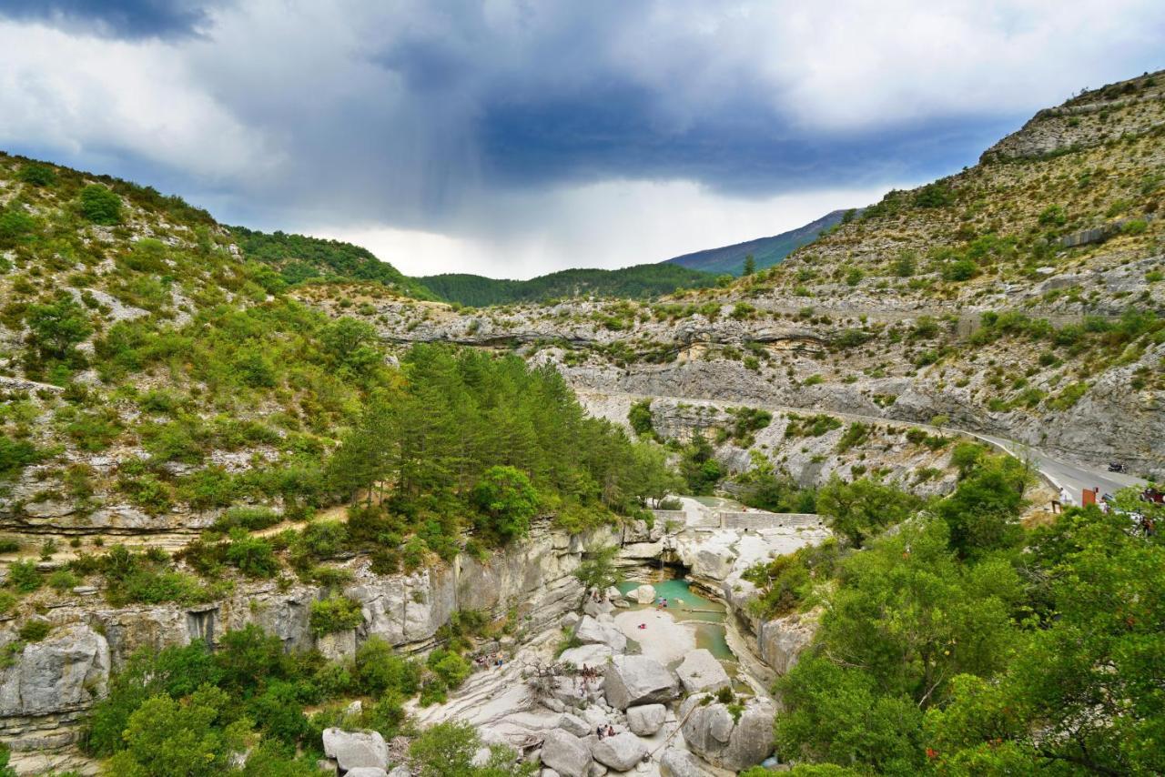 Vvf Haute Provence Lagrand Exteriér fotografie